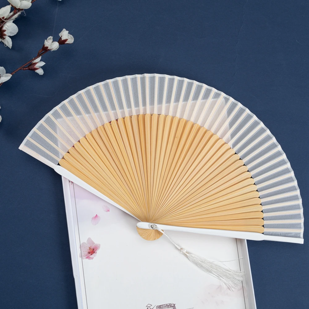 

Винтажный костюм в ханьском стиле, складной веер в виде кошки-бабочки, Женский веер на день, летний веер для танцев, фотография, украшенный Н...