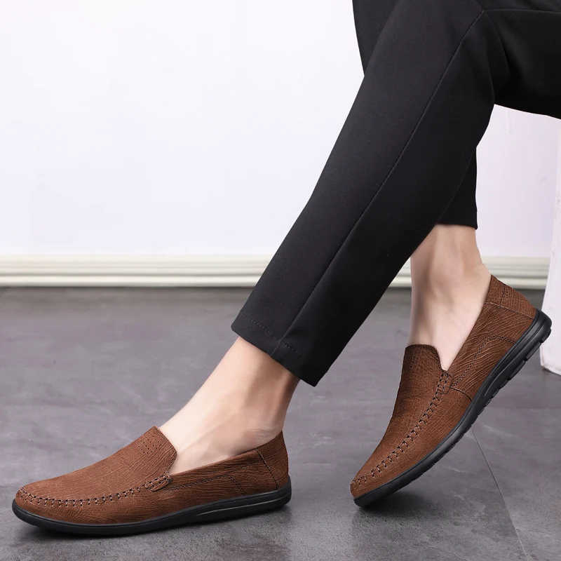 Мокасины мужские из натуральной кожи дышащие мягкие туфли-лодочки без застежки