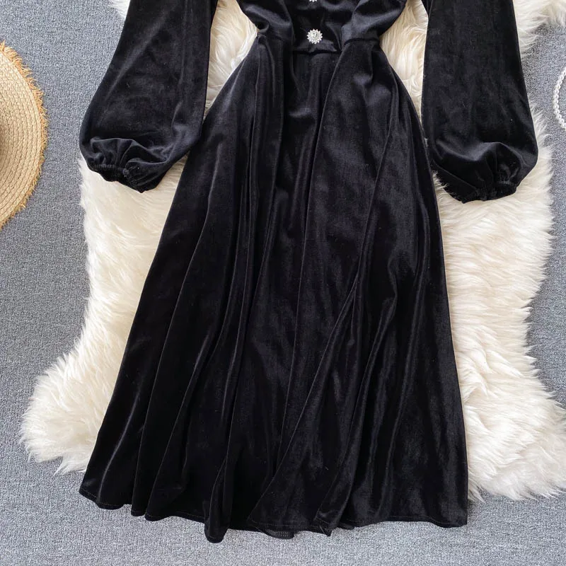

Vintage Square Collar Puff Long Sleeve Velvet Party Dress Women Casual Single Breasted A-Line Vestidos Autumn 2020 New Fashion