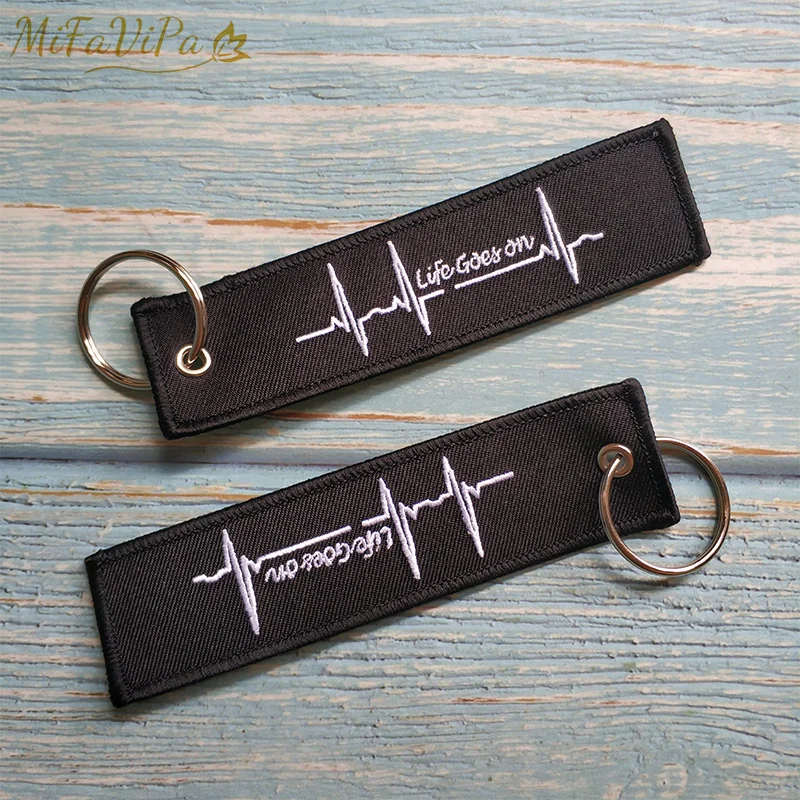 

MiFaViPa 1 PC Embroidery Heartbeats Keychain Porte Fashion Trinkets Gift Motorcycle Car Key Accessories Life Goes On Key Ring