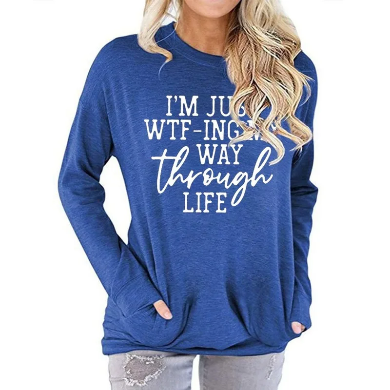 

Футболка женская с длинным рукавом, круглым вырезом и карманами