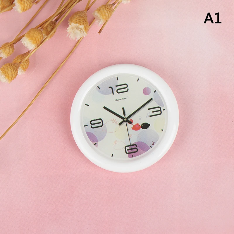 1PCS 1:12 миниатюрные настенные часы для кукольного домика из смолы, миниатюрный кукольный домик, аксессуары для домашнего декора, игрушка для ролевых игр, мебель, игрушка - Цвет: 1PCS