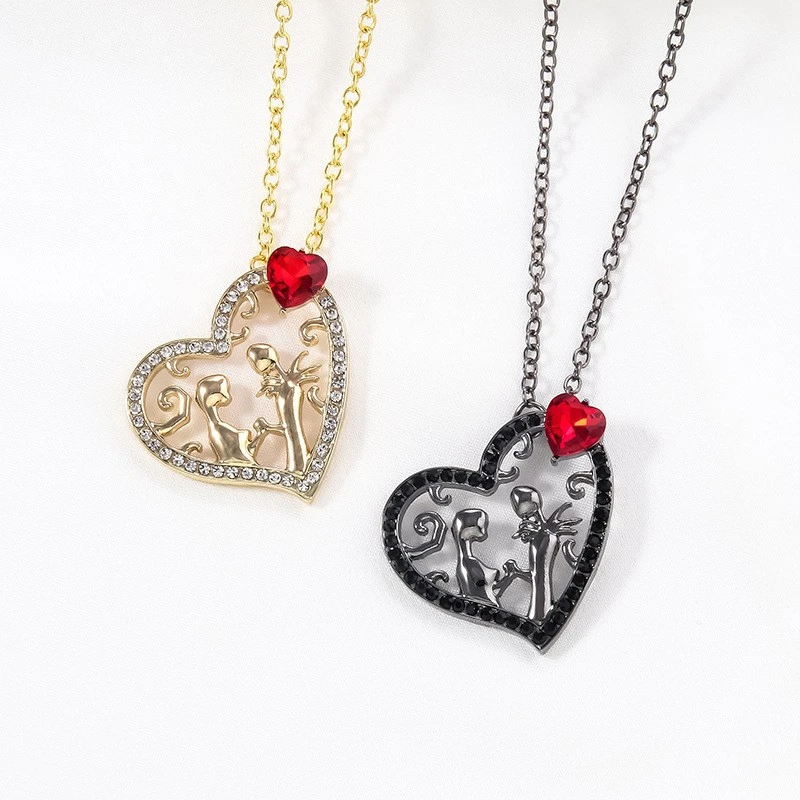 

Retro Style Exquisite Heart-Shaped Pendant Necklace Simple Personality Red Zircon Necklace Couple Jewelry Souvenir Best Gift