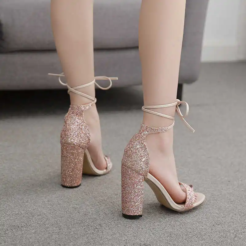 

summer new 2021 Large 2020 summer new one-piece strap Sequin thick high heeled women's sandals 35-42