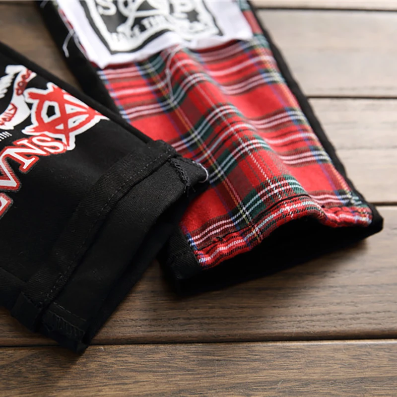 Мужские рваные джинсы в шотландскую клетку с принтом черепа | Мужская одежда