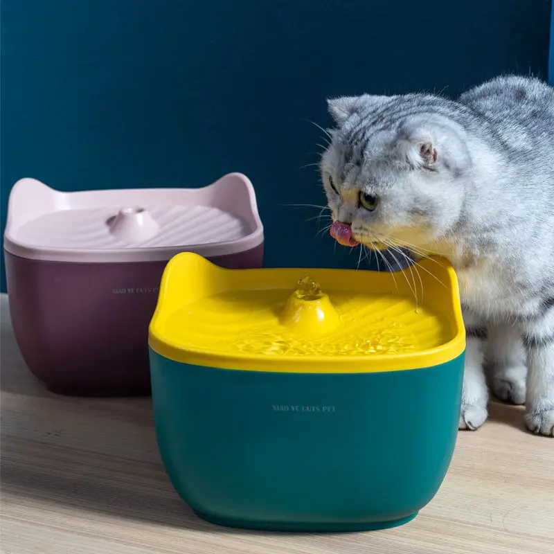 

Large Capacity Puppy Cat Water Fountain Automatic Pet Cat Water Fountain Electric Dog Cat Pet Bowl Fashion Pet Drinking Fountain