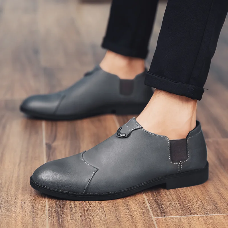 Туфли мужские кожаные на плоской подошве удобные лоферы однотонные без застежки