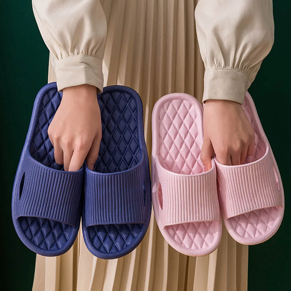 

Explosive Style Sport Slippers Cartoon Slippers Female Home Couple Sandals And Bathroom Bath Non-slip Home Slippers For Hotels