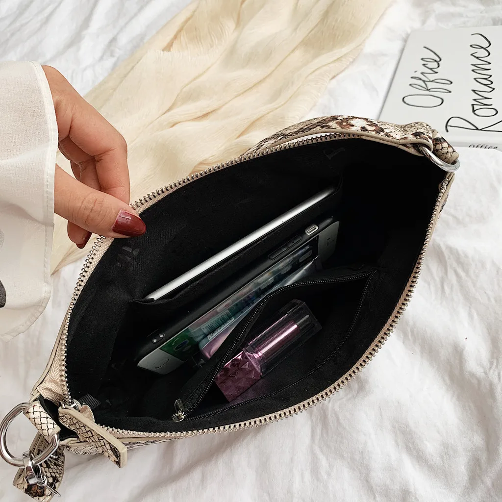 

Women Shoulder Bag Hook Buckle Retro Serpentine Printed Vintage Leather Bags Handle Baguette Bag Handbags Shopping #NG