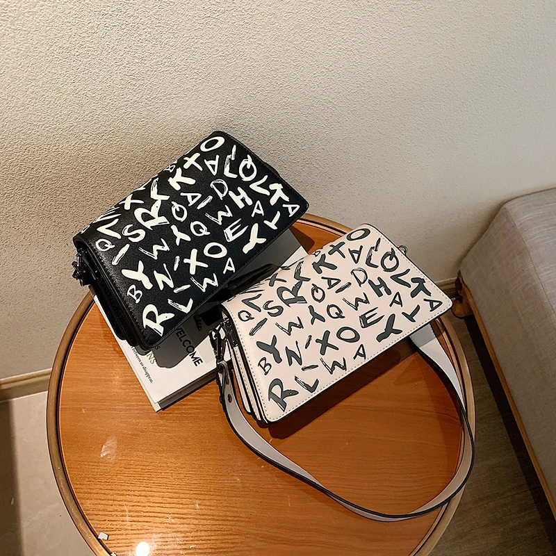 

2021 New Popular Personality Double Strap Luminous Letters Fashion Graffiti Women'S Single Shoulder Messenger Underarm Bag