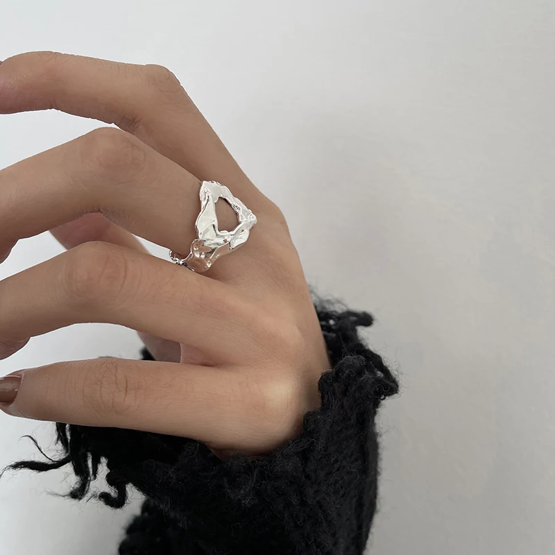 

Design Ring Female Niche Irregular Hollow-out Tin Foil Texture 925 Sterling Silver Shaped Ring Switchable Index Finger Ring