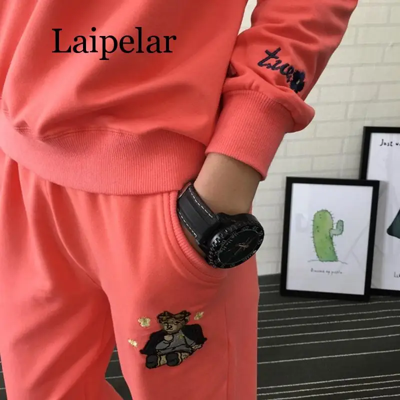 Laipelar Autumn Winter Tracksuit Long Sleeve Embroidery Cotton Sweatshirts 2019 Women 2 Piece Set Tops+Pants Sporting Suit Femal |