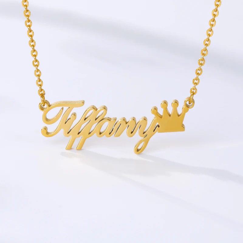 

Customized Name Necklace Noble Jewelry Stainless Steel Personalized Crown Necklaces Pendants Best Friends Gifts Bijoux Femme