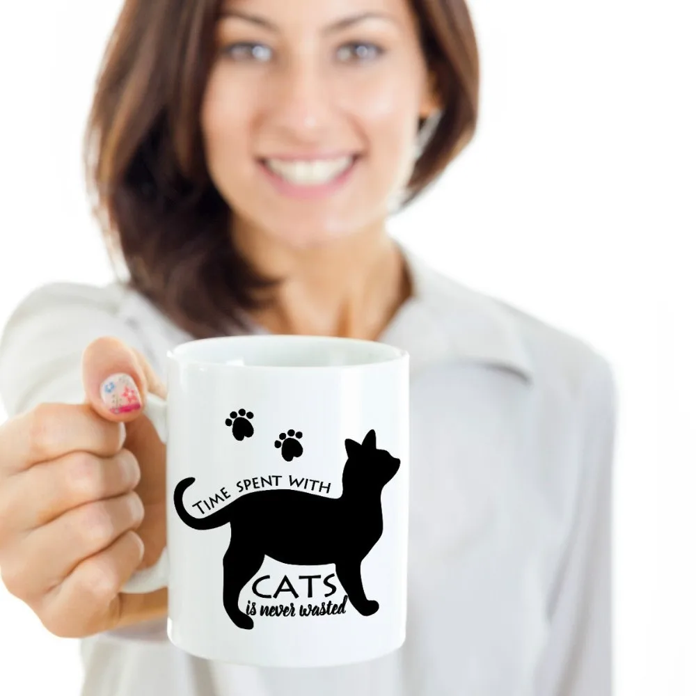 Время потраченное с кошками никогда не тратьте чашки пиво путешествия кофе