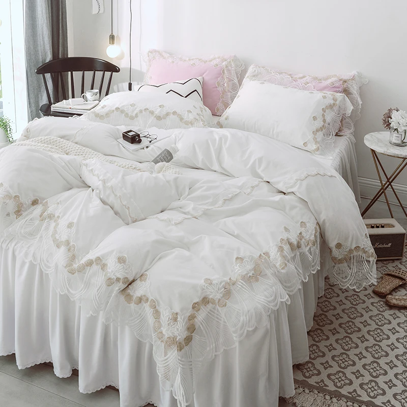 Princess Full Bedding Sets Soft Velvet Comforter European Duvet Cover Set with Lace Queen King Size Bed Yellow White | Дом и сад