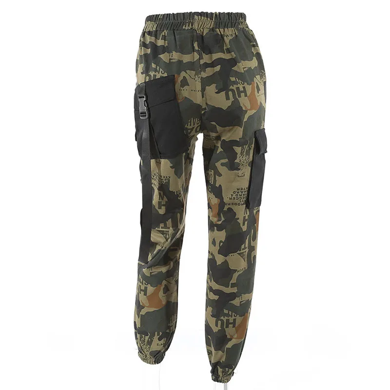 

2021 New Summer Trend Cargo Pants Camouflage Cool Girls Elastic Waist Patched Black Pockets Chains Loose Women Casual Trousers