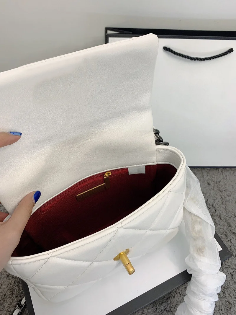 

101926 27 2021New women's modern fashion classic chain bag handbag diagonal bag