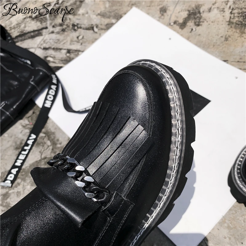 Женские ботильоны с металлическими цепочками Buono Scarpe черные на платформе