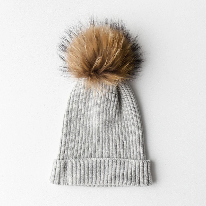 Меховые вязаные зимние шапки с помпонами для женщин шапочки плотные женские