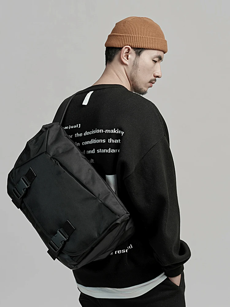 

Mens Large Computer Bag Shoulder Crossbody Messenger Bag Riding Sports Bag Gaming Notebook Backpack for Men