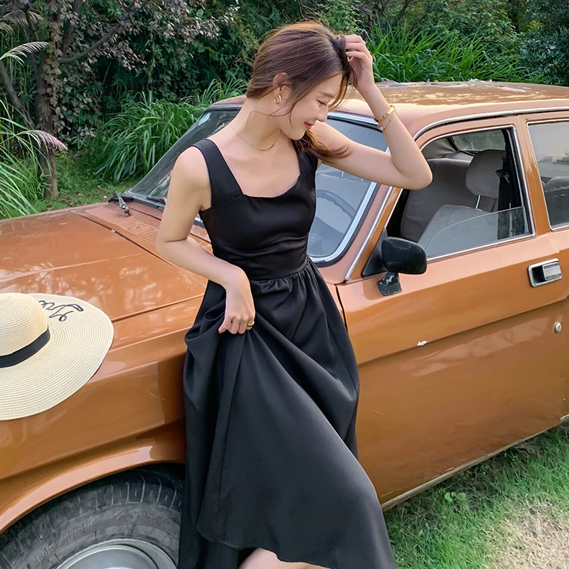 

Summer 2021 Runway Elegant Vintage Korean Honeymoon Vacation Women Midi Black Backless Slip Dress Sundress Party Night Vestidos