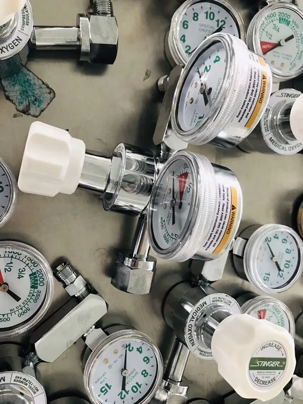 

double gauge pressure reducer with flow meter gauge medical oxygen regulator