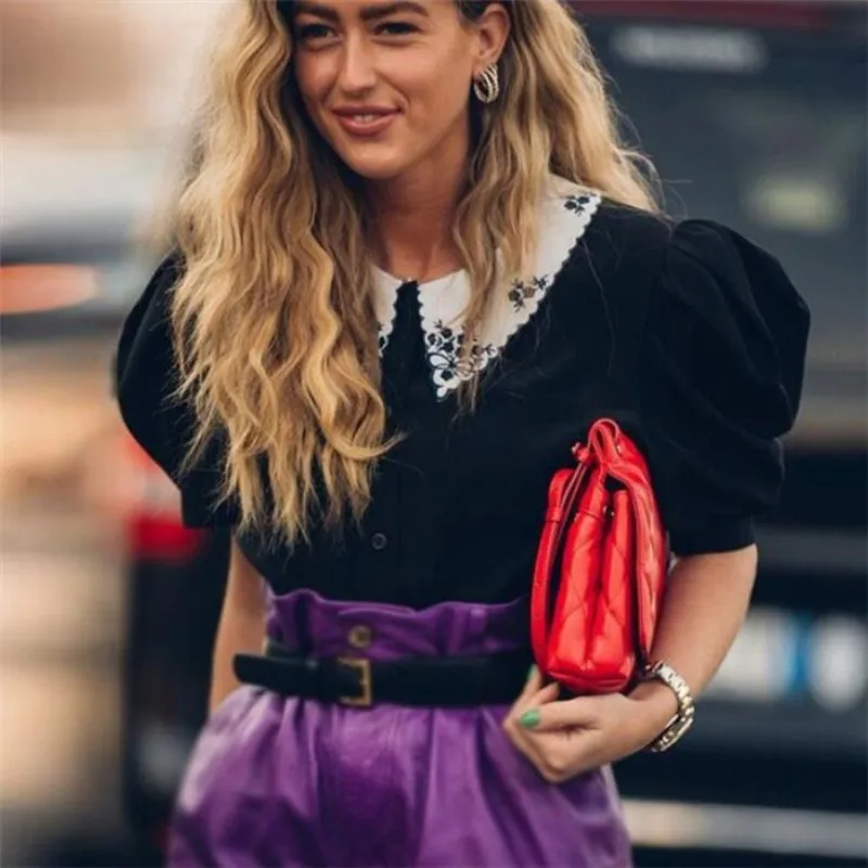 

2020 Time-limited Direct Selling Korean Shein Women's Shirt Summer Embroidery Printing V-neck Puff Sleeve Short-sleeved