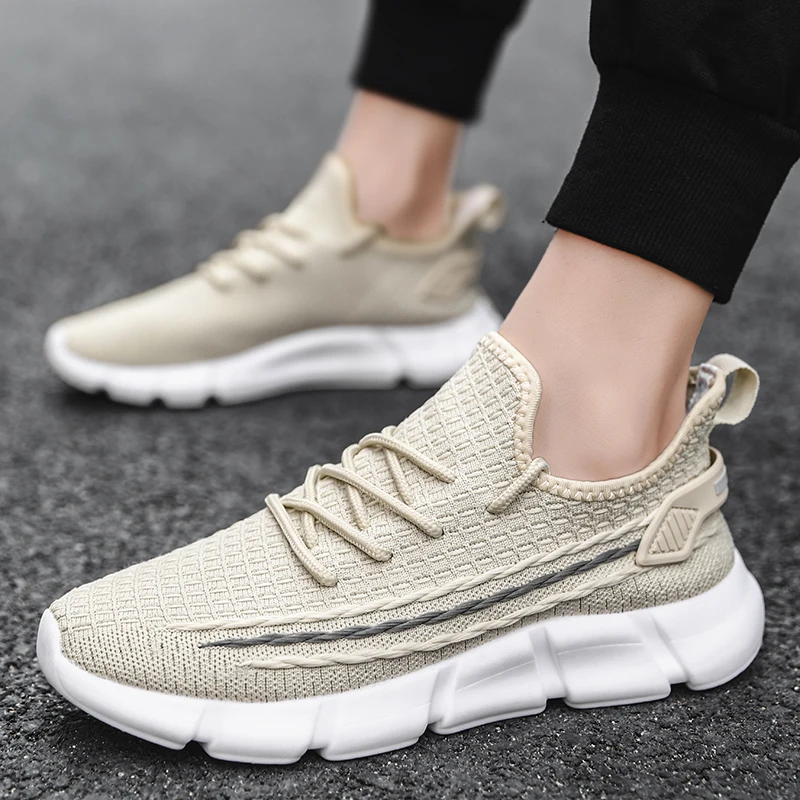 

Solid Color Black Fabric Shoes Man Sneakers Non-Slip Outsole Men's Casual Shoes Spring New Style Fashion Rubber Soft-Soled Shoes