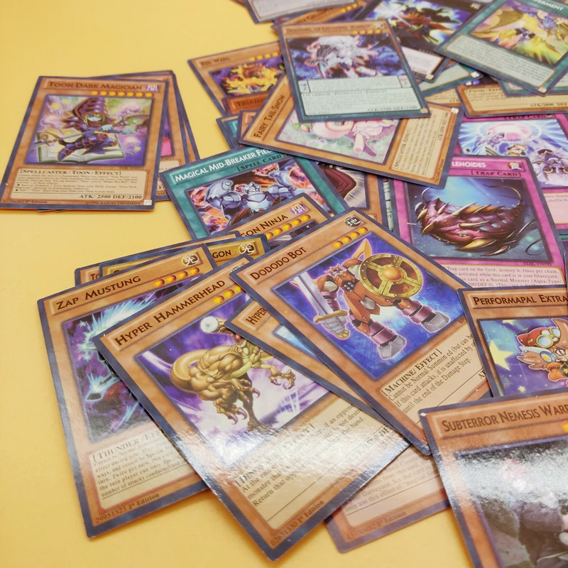 Новая английская версия 71 шт для косплея «Дуэль монстров YU-GI-OH! Игра коллекция карт торговые карты игра с красивое железо коробка