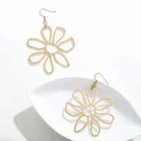 vg 6ym 2021 new fashion gold color metal hollowing flower dangle earrings simple design drop earrings for women party jewelry
