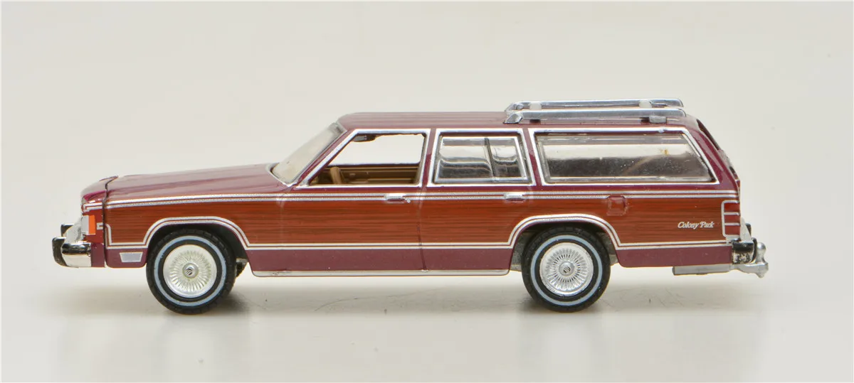 1: 64 1987 Ford LTD Crown Victoria Wagon модель автомобиля