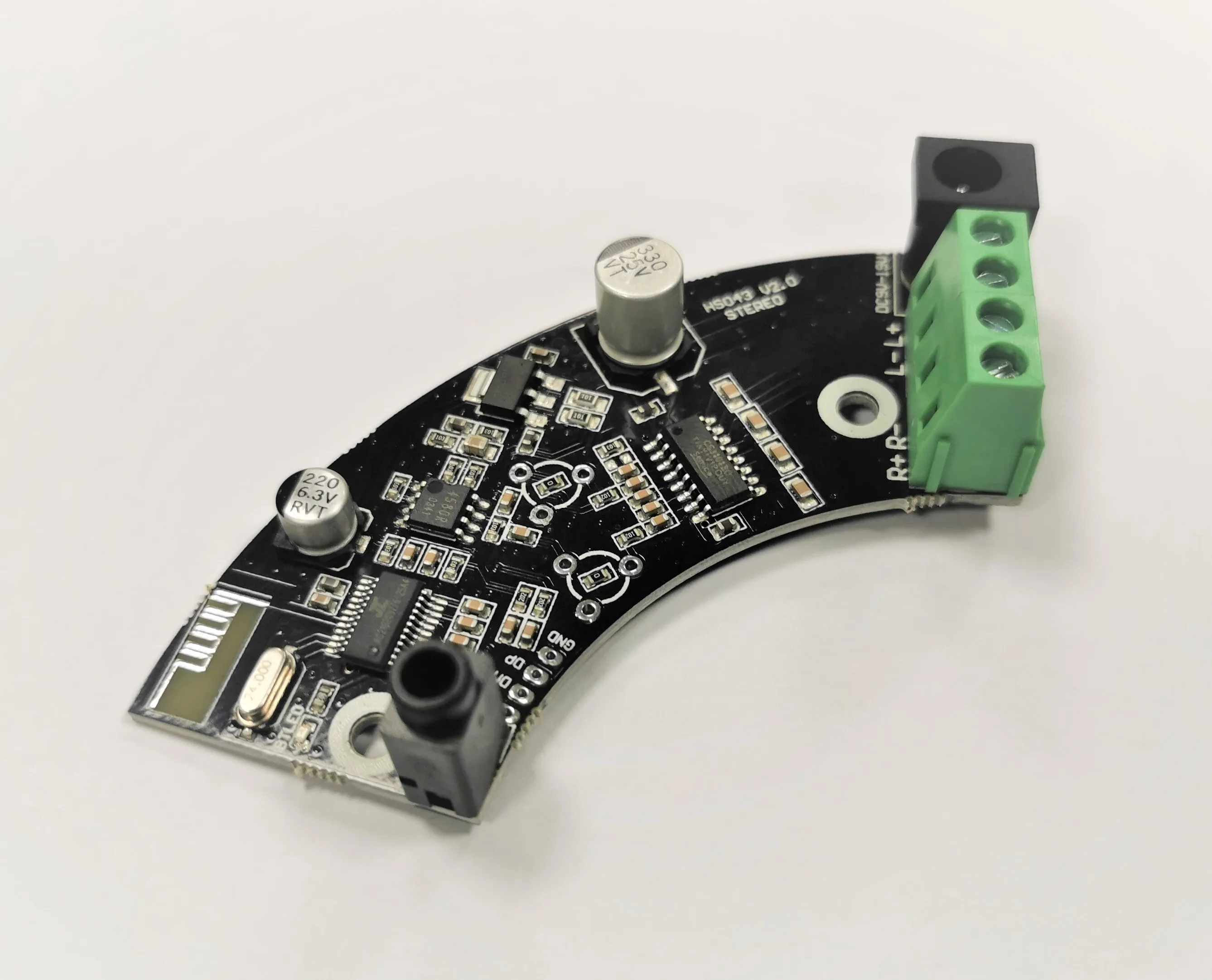 

Audio Bluetooth Power Amplifier Board 2 Channel Ceiling Speaker Background Music Amplifier 2.0*12W ~2.0*35W DC12V~19V