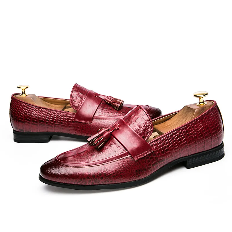 

Luxury Brand Men Casual Leather Shoes Moccasin Oxfords Driving Shoes Men Loafers Moccasins wedding Dress Shoes For Men 2018