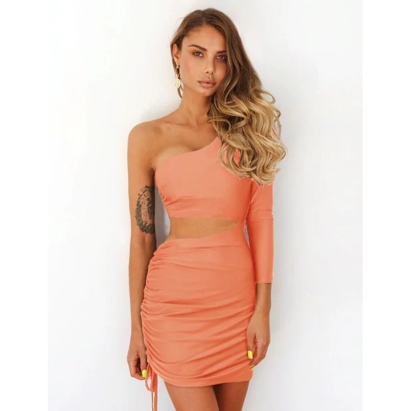 

One Shoulder White Dress Bodycon Hollow Out Irregular Buttocks Sexy Dress Long Sleeve Backless Black Party Mini Dress Woman 2021