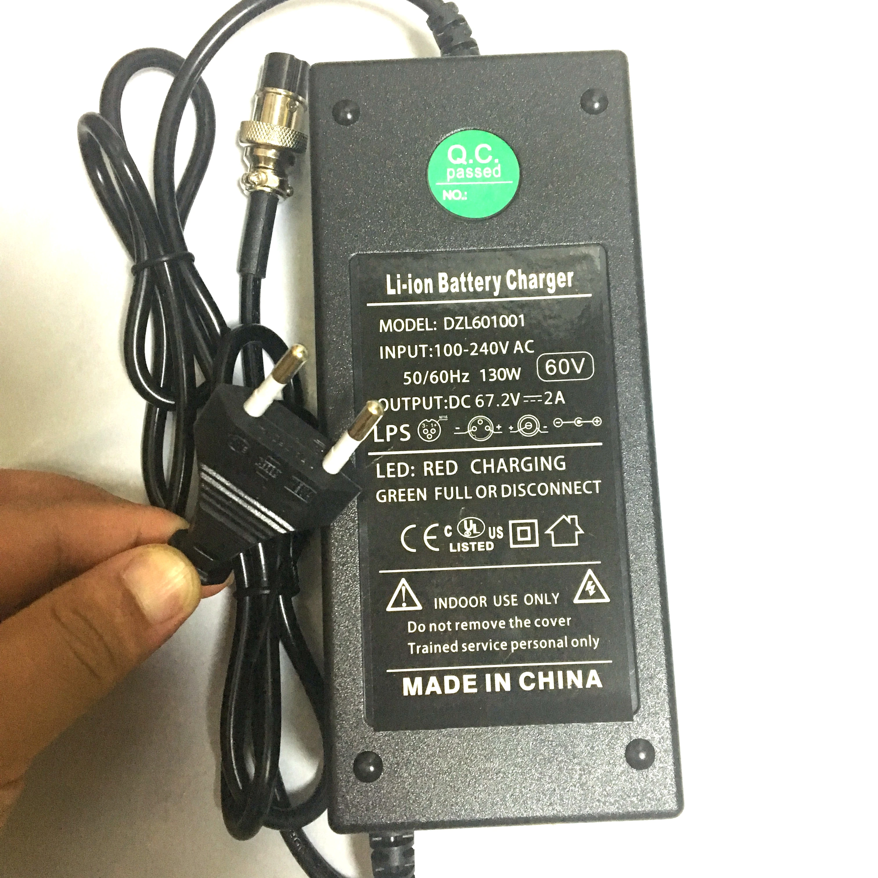 DC67.2V 2A тачка Скутер зарядное устройство смарт литий-ионная батарея адаптер питания самобалансирующийся Скутер зарядное устройство 67,2 V 2A EU/US/AU/UK