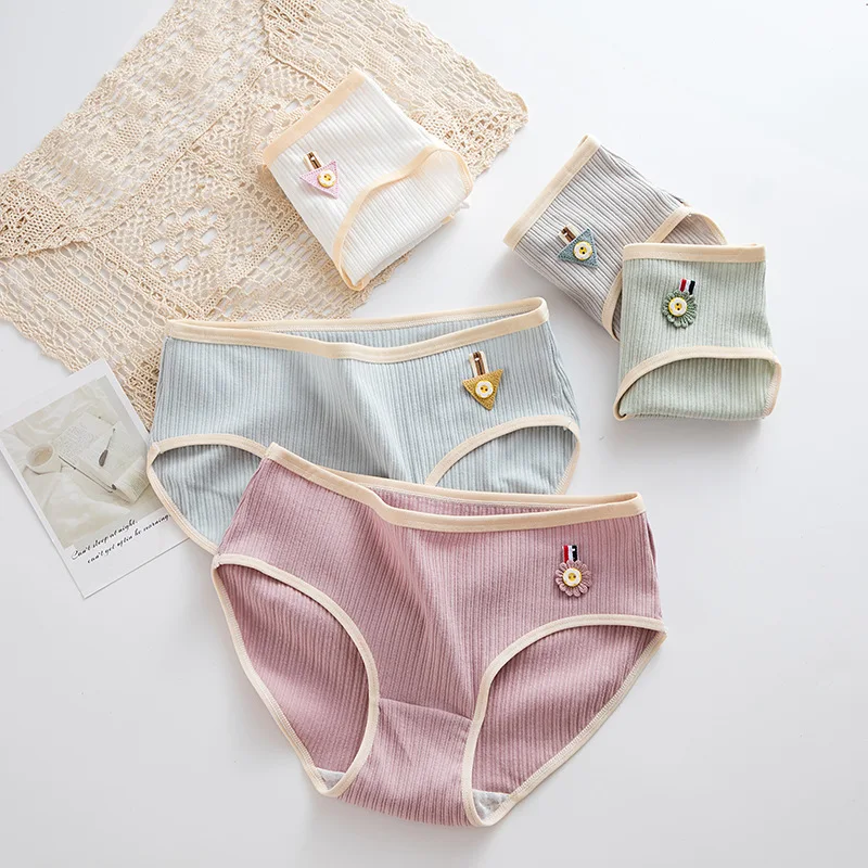 

DINGDNSHOW 3pcs Sweet Panties Cotton Girls Breathable Briefs Mid Rise Striped Appliques Student Underwear Women