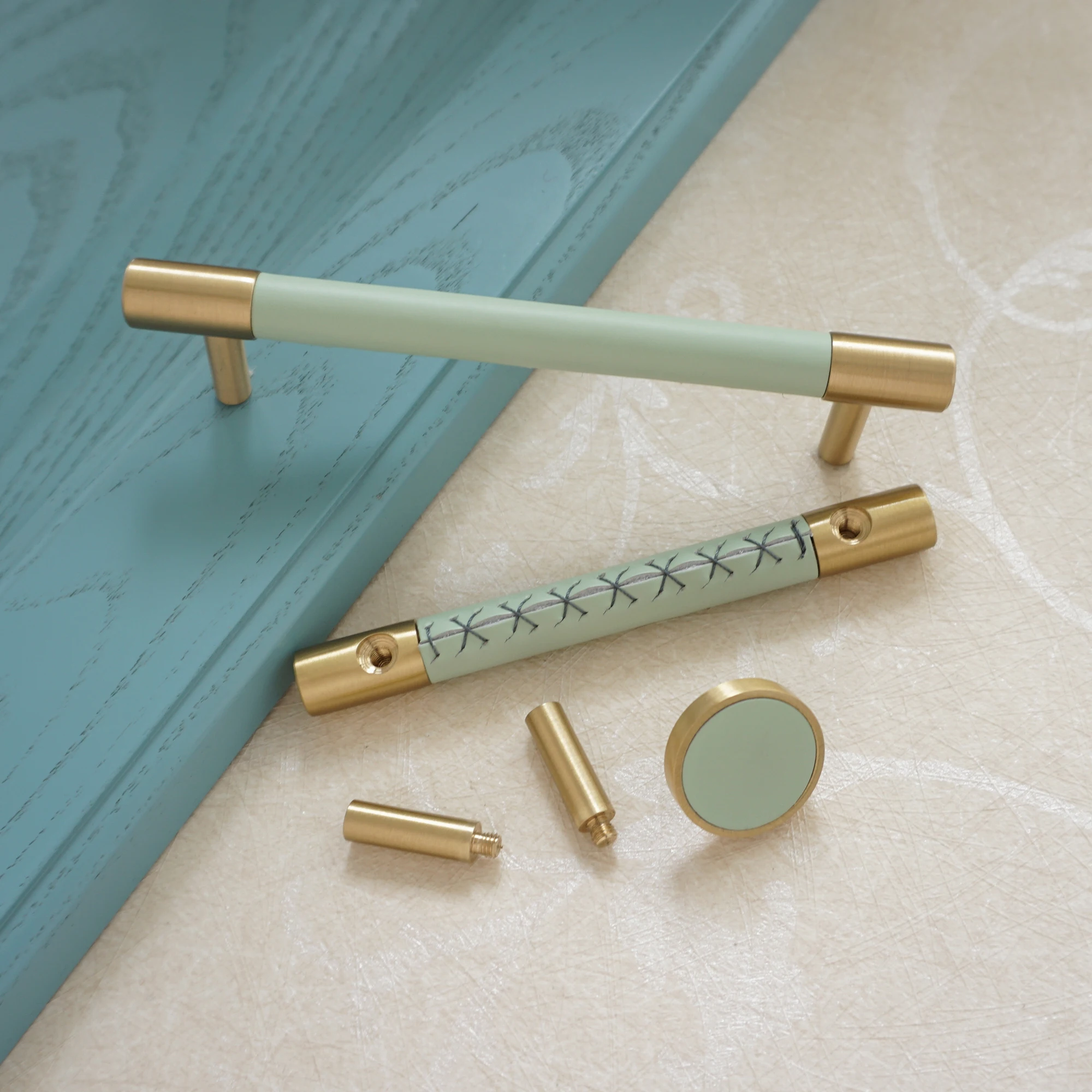 3 75 &quot5&quot Медь ручки шкафа светильник Зеленые кожаные ящика дрессера ручка