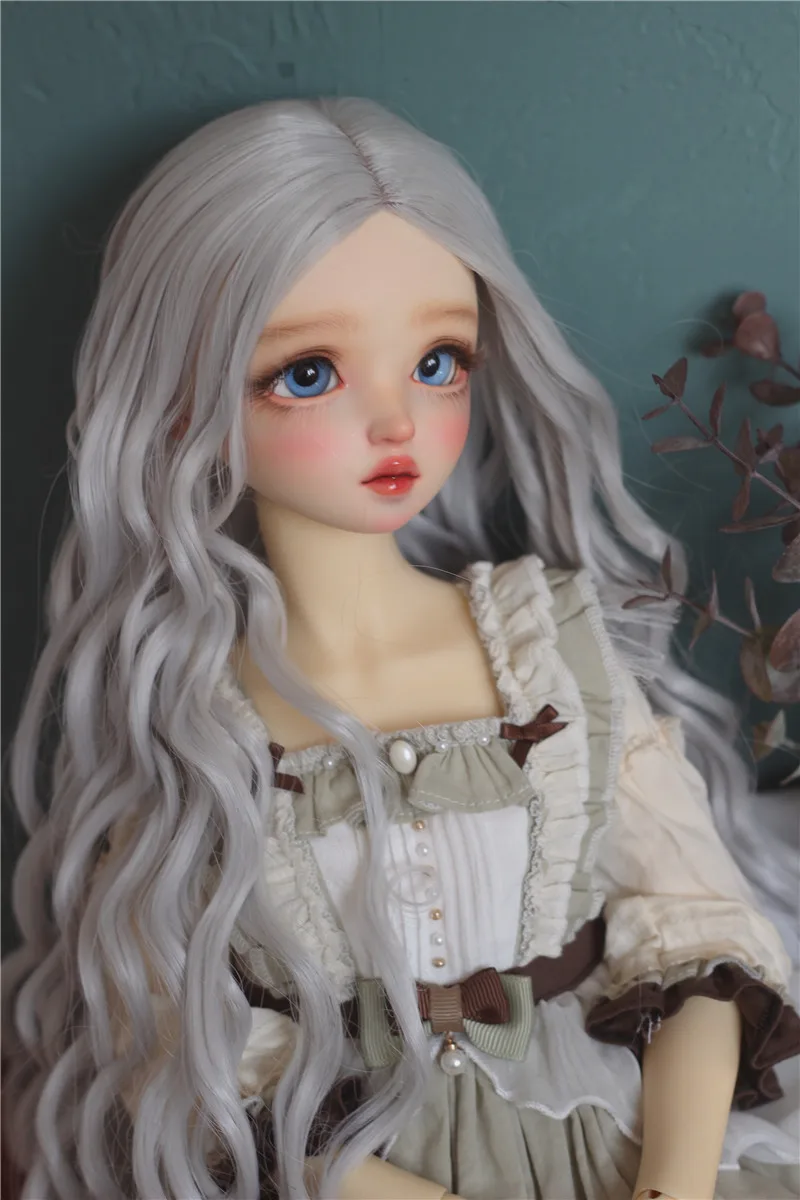 

3 point BJD.DD.SD baby with wig high temperature silk part long curly hair multicolor