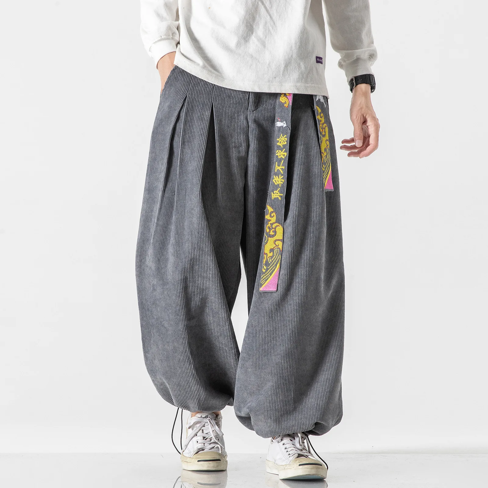 

Japanese Style Trousers Corduroy Vintage Embroidery Loose Pants Men Male Harajuku Japan Clothes Kimono Bottoms Fancy Fashion Man