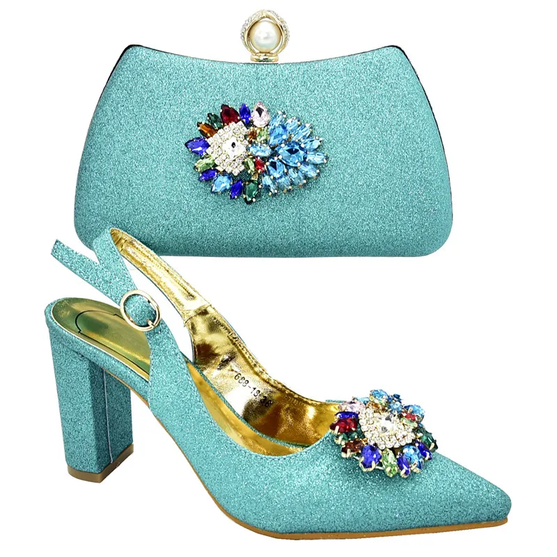 Новое поступление Свадебные комплекты из итальянских туфель и сумочки в