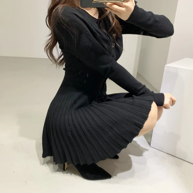 

Korean Casual Single Breasted Knitting Mini Dress Women Autumn Winter Buttons Knitted Sweater Dress Pleated Robe Femme Vestidos