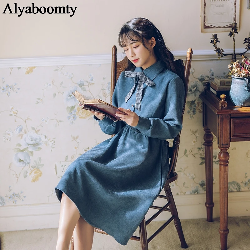 Женское вельветовое платье с отложным воротником элегантное однотонное