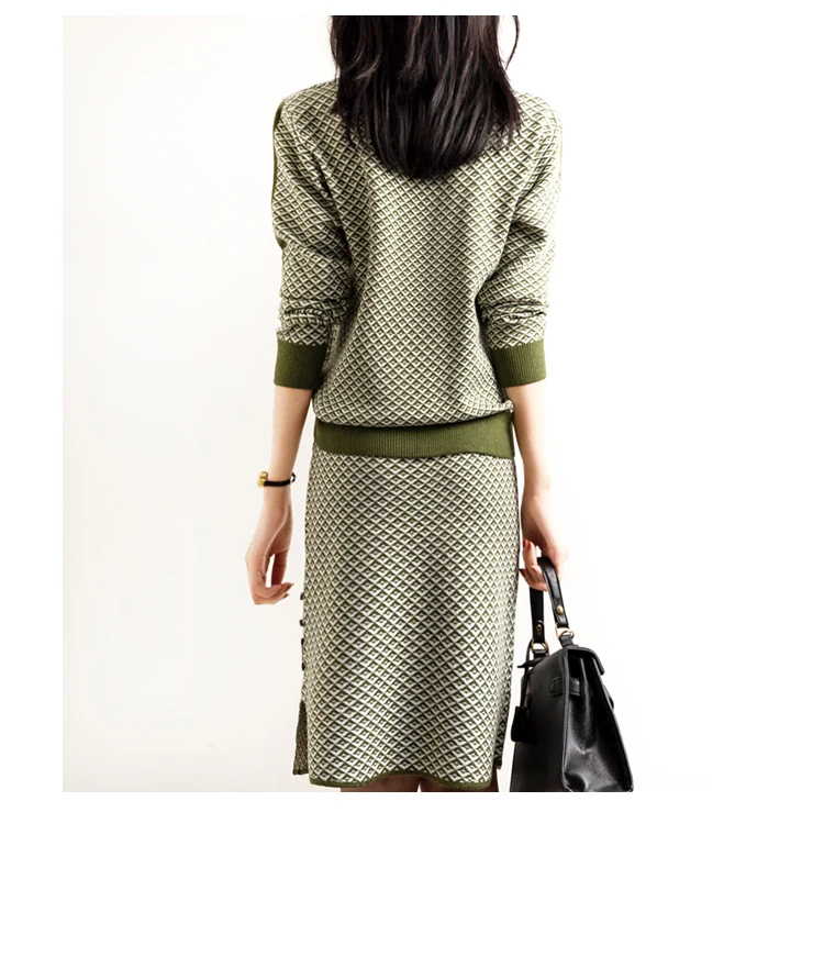 

2021 Korean Style Kniting Suit Female Striped A-line Skirt Sweater Pullovers Long Sleeve Autumn Winter Two Piece Set Women
