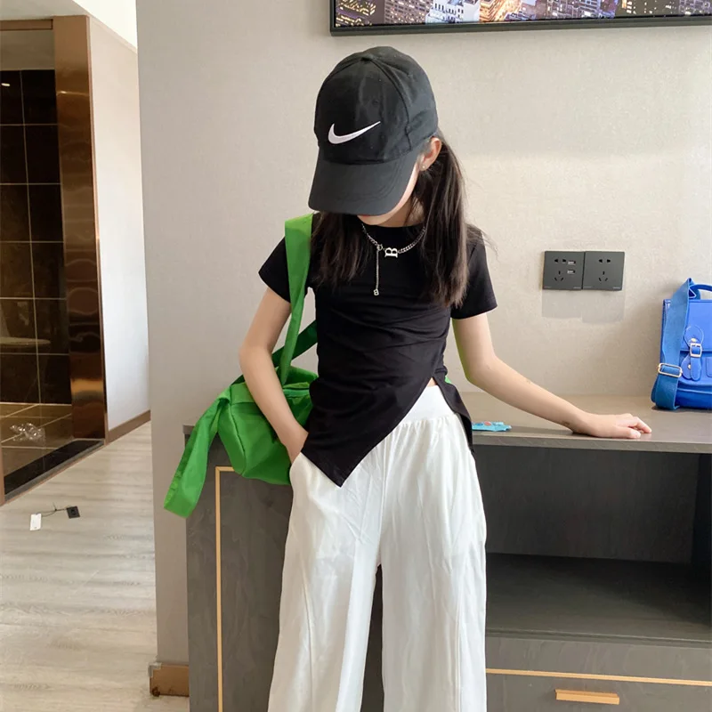 

Baby Girl 2021 Spring and Summer New Round Neck Temperament Bottoming Shirt Irregular Split Slim Top Fashion Personality