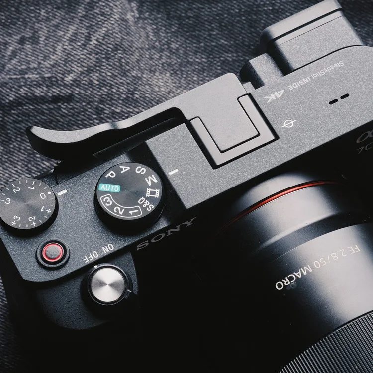Дизайн для Sony A7C A7CII A7CRMetal упор для большого пальца с кожаной наклейкой чехол для горячего башмака (art.: 3920b3ebaaa4d) - 3920b3ebaaa4d