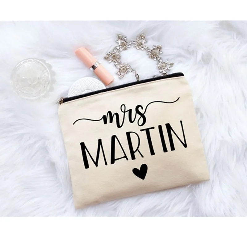 Изготовленная на заказ тканевая сумка для макияжа невесты с сердцем командная