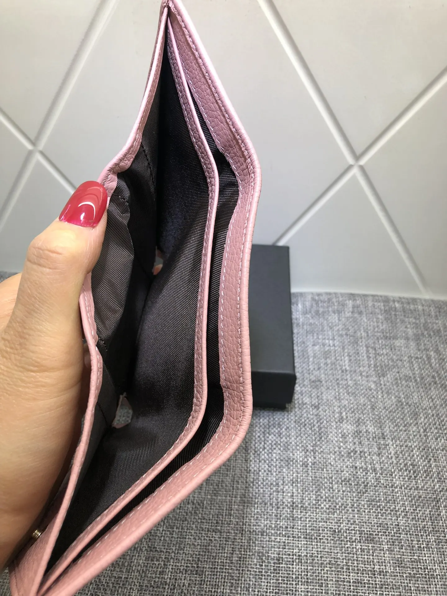 

The top layer of leather purse bow leather women's short three fold card bag thin