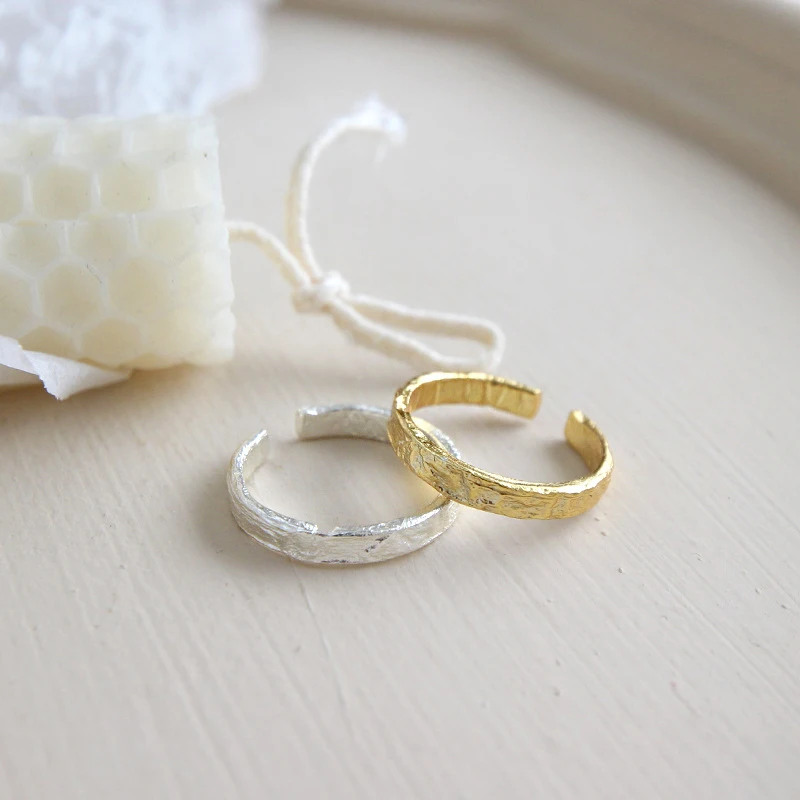 Женское кольцо Peri'sBox широкое и тонкое с текстурой оловянной фольги из 925 пробы