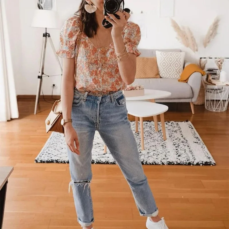 

Flower Print Short Puff Sleeve Women T-Shirt V-neck Single Breasted Female T-Shirts 2021 Summer Korean Basic Casual Ladies Tops