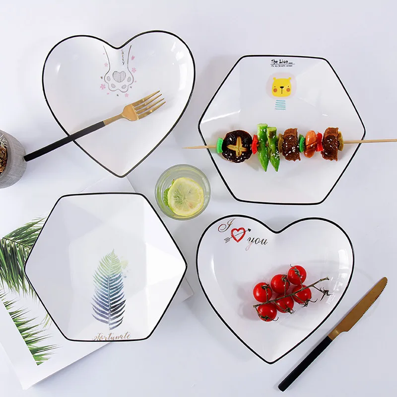 Керамическая обеденная тарелка в скандинавском стиле с шестигранными черными